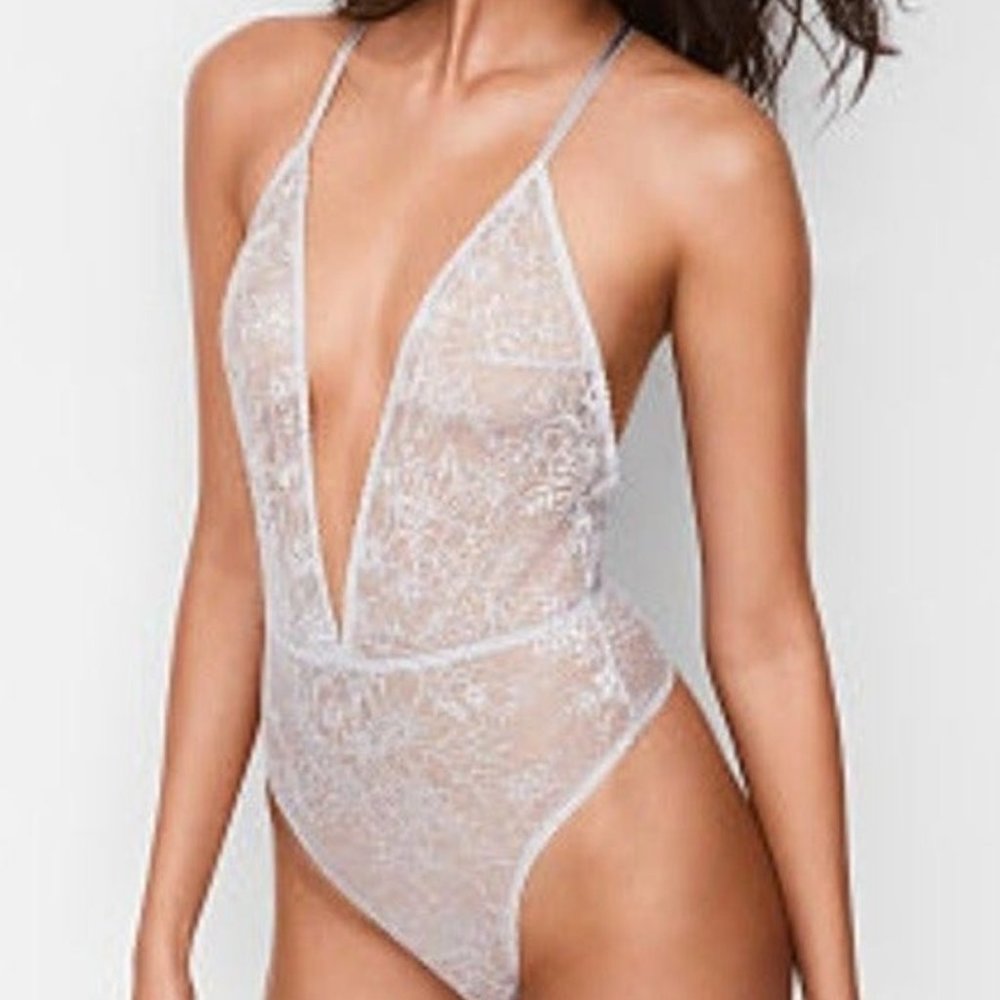 Very Sexy Wildflower‎ Lace Plunge Teddy Bodysuit small